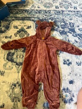 Bass Pro Shops Cozy Brown Plush Deer One-Piece for Kids - size 6-9 months- zip